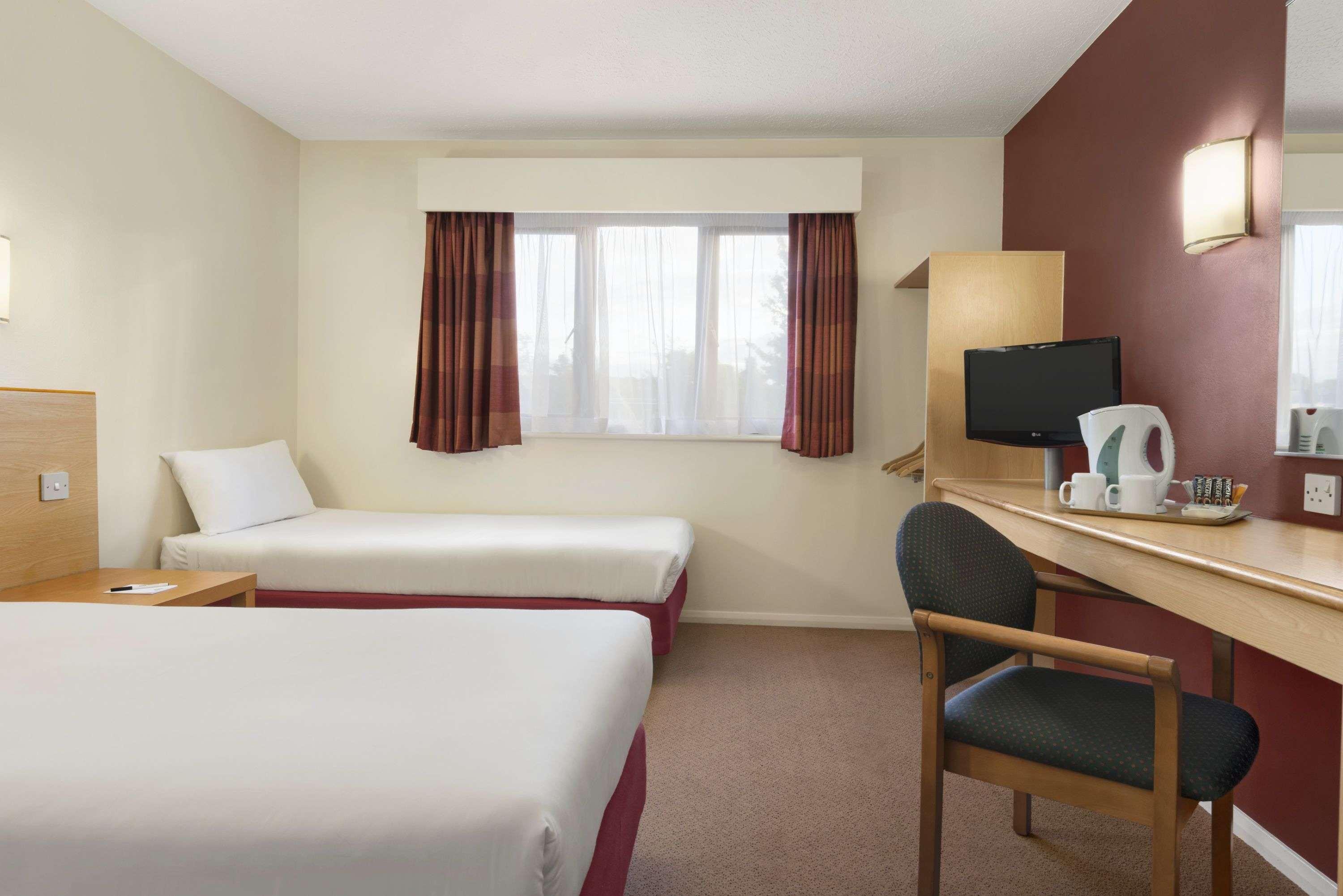 Days Inn Hotel Warwick South - Southbound M40 Ashorne Exterior foto